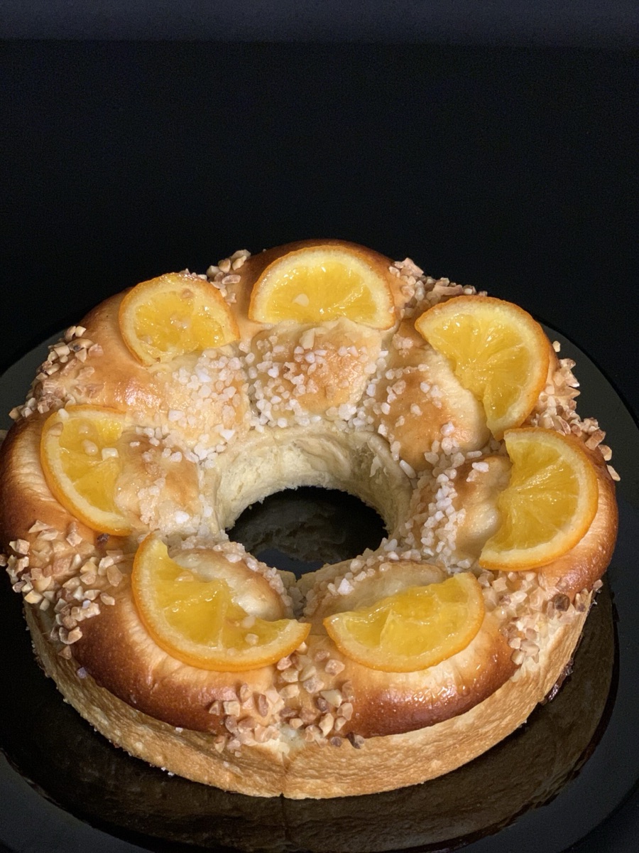 Roscón artesano con naranja